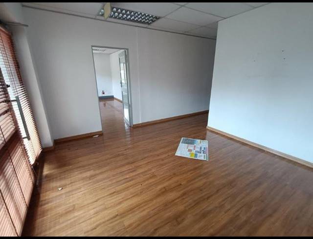 BUSINESS PROPERTY TO RENT IN VORNA VALLEY